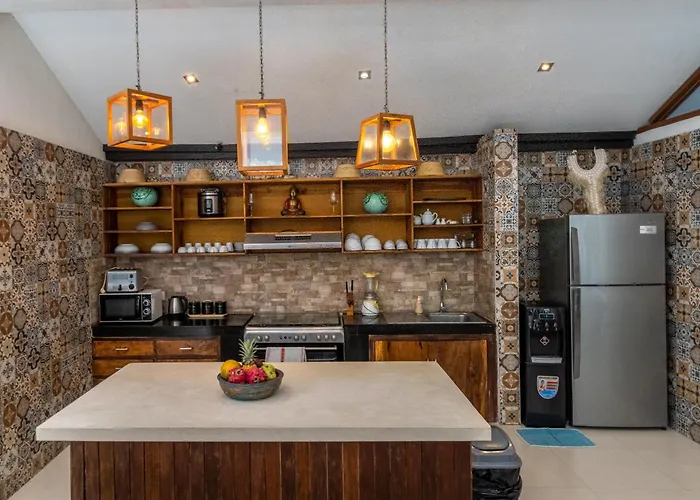 Aveli Seminyak (Bali)